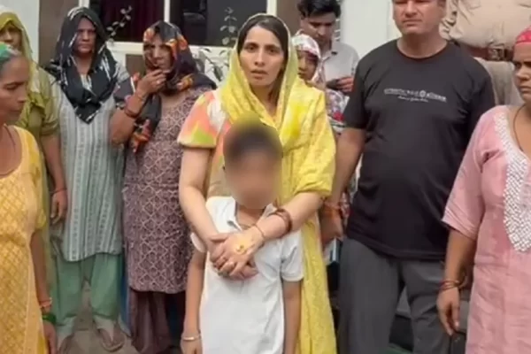 Uttar Pradesh News : ग्रेटर नोएडा दहेज कांड, मां को जलाया, मौसी को पीट पीट कर किया बेहोश, मासूम बेटे ने बताया !
