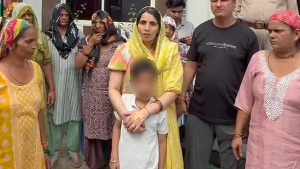 Uttar Pradesh News : ग्रेटर नोएडा दहेज कांड, मां को जलाया, मौसी को पीट पीट कर किया बेहोश, मासूम बेटे ने बताया !